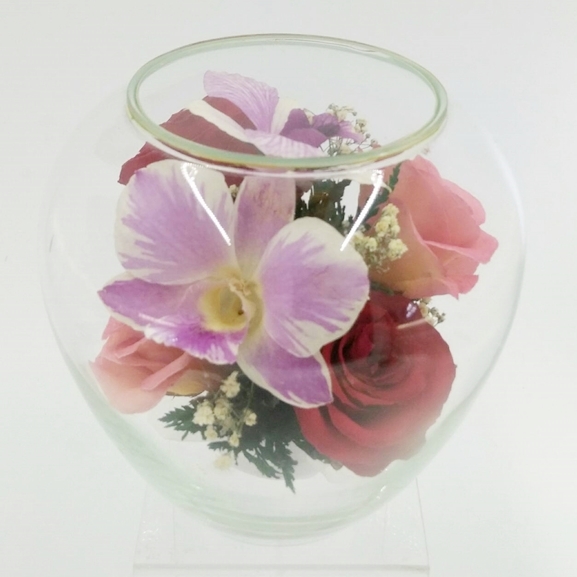 Dried flower in vacuum glassware TMB-03