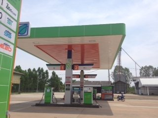 Fuel Stations with 4 Dispensers