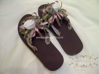 รองเท้าดอกไม้ Hand Made