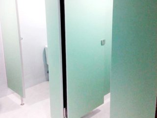 ประตูห้องน้ำสำเร็จรูป