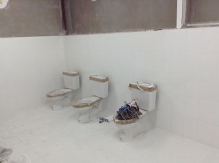 ผนังกั้นห้องน้ำ สุพรรณบุรี