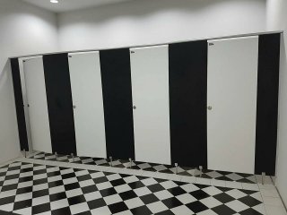 ราคาผนังห้องน้ำสำเร็จรูป, ติดตั้งผนังกั้นห้องน้ำ