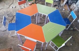 โต๊ะอนุบาล 6 เหลี่ยม ลามิเนตสีสัน