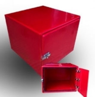 กล่องไฟเบอร์กลาส สีแดง ความจุ 121 ลิตร
