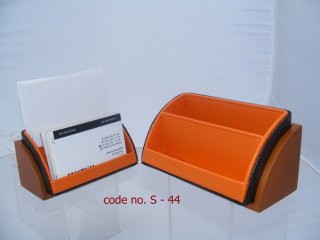 Namecard and memo holder
