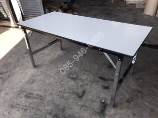 โต๊ะพับหน้าโฟเมก้าขาว หนา 25mm.