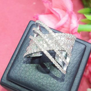 NEW X Baguette Diamond Style