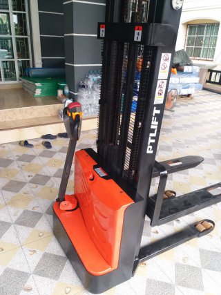 รับซ่อม forklift ทุกยี่ห้อ