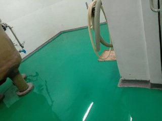 สีพื้นโรงงานทำปลากระป๋อง