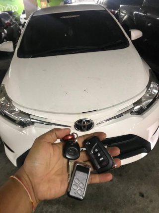 กุญแจรีโมทรถยนต์แบบพับ Toyota Yaris