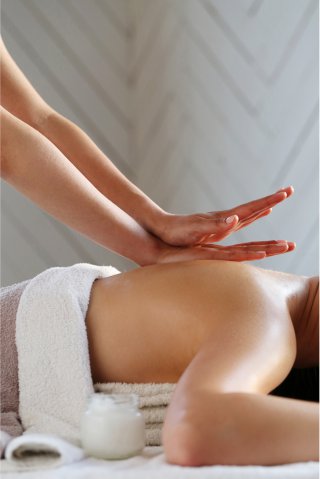 Back Shoulder Massage