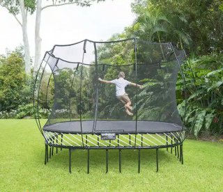 LARGE SQUARE Springfree Trampoline