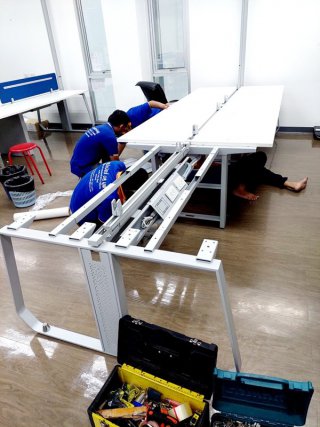 ขนย้ายเฟอร์นิเจอร์ พร้อมประกอบใหม่