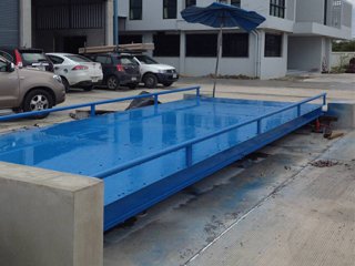 เครื่องชั่งรถบรรทุก แบบแท่นลอย