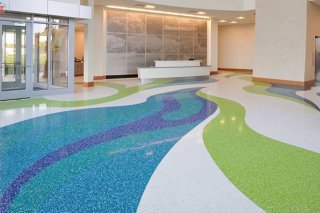 งานหินขัดราคาย่อมเยา, ช่างหนุ่มหินขัดทรายล้าง