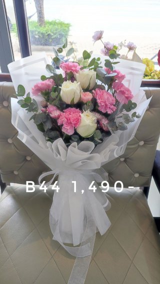 ช่อดอกไม้วาเลนไทน์