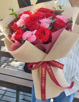 ช่อดอกไม้วาเลนไทน์