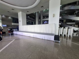 เช่าเวที