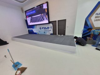 โพเดียม