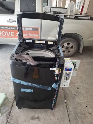 ร้านสะดวกซัก เครื่องซักผ้าหยอดเหรียญ LG 10 kg 