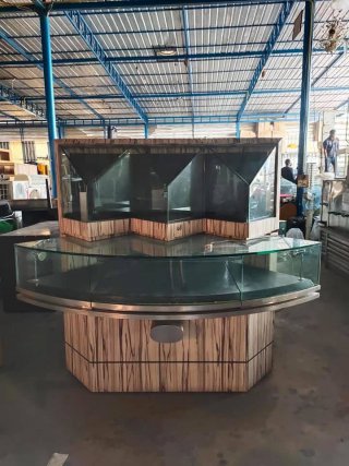 รับประมูลมินิบาร์โรงแรม, รับประมูลของโรงแรม