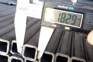 แป๊ปโปร่ง 3/4 ( 18 มม ) Square pipe 18 mm.