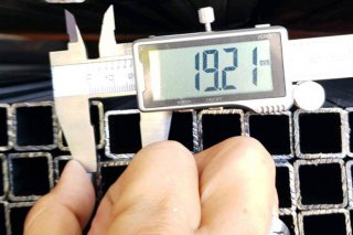 แป๊ปโปร่ง 3/4 ( 18 มม ) Square pipe 18 mm.
