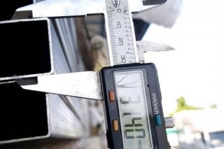 แป๊ปโปร่ง 1นิ้ว 1/4 ( 32 มม ) Square pipe 1inch1/4