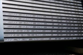 แป็ปแบน 50 x 25 มม. Rectangular pipe 50 x 25 mm.