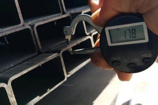 แป็ปแบน 50 x 25 มม. Rectangular pipe 50 x 25 mm.